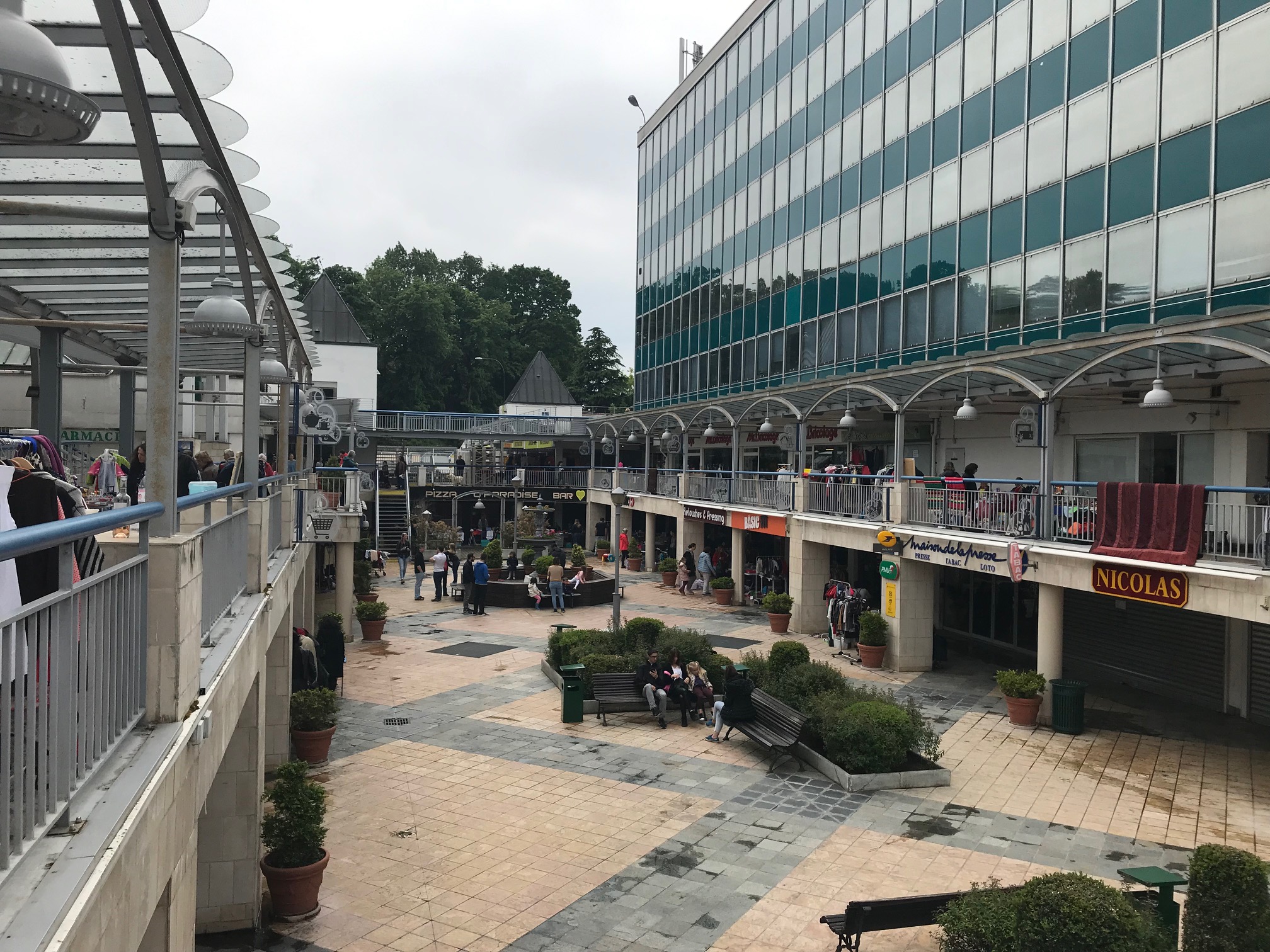 Vide-grenier à La Celle-Saint-Cloud